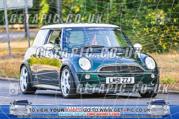 SJ2608-1619_LOGO_ON_PHOTO