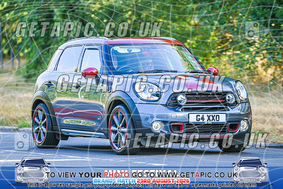 SJ2608-1636_LOGO_ON_PHOTO