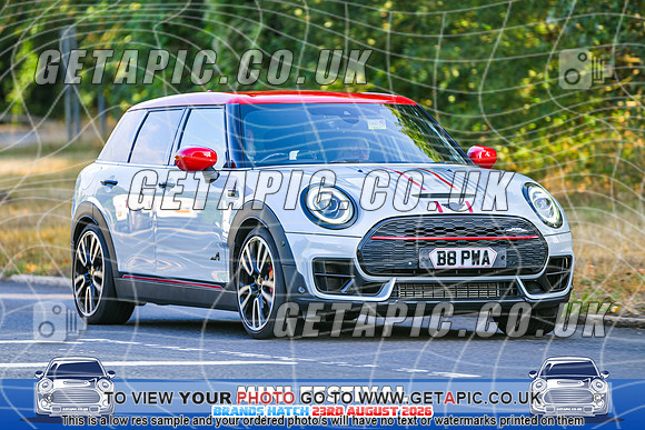 SJ2608-1639_LOGO_ON_PHOTO