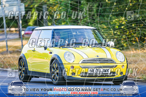 SJ2608-1643_LOGO_ON_PHOTO