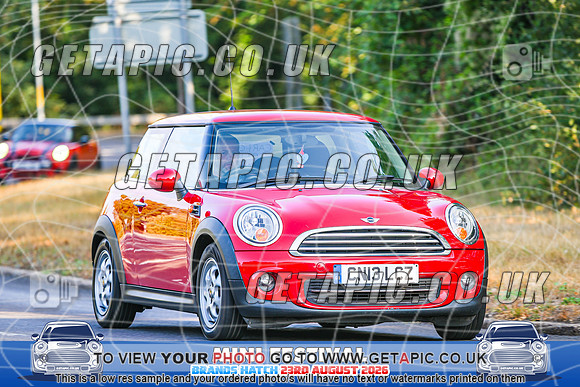 SJ2608-1646_LOGO_ON_PHOTO
