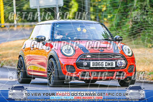 SJ2608-1648_LOGO_ON_PHOTO