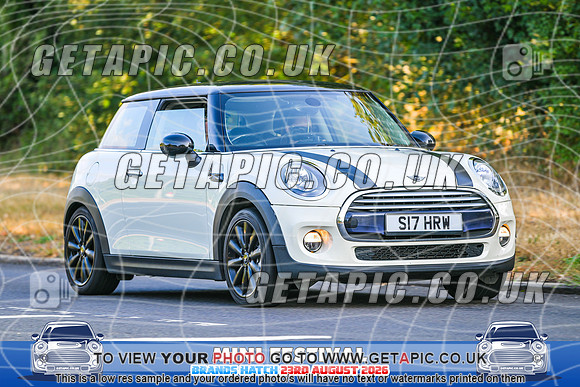 SJ2608-1656_LOGO_ON_PHOTO