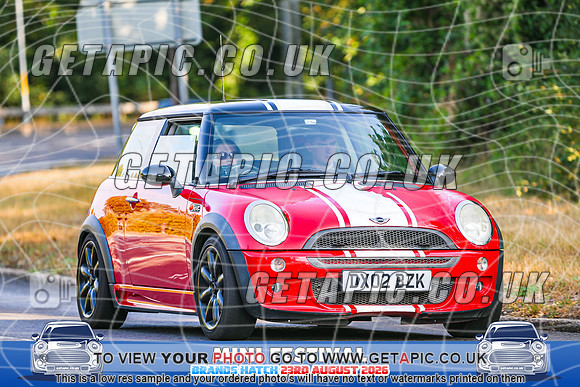 SJ2608-1665_LOGO_ON_PHOTO