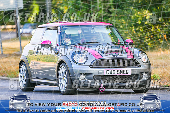 SJ2608-1668_LOGO_ON_PHOTO