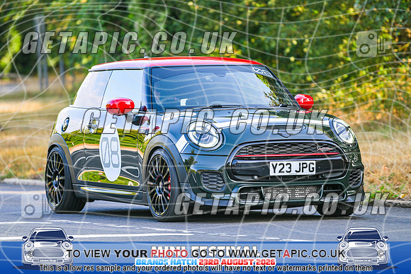 SJ2608-1671_LOGO_ON_PHOTO