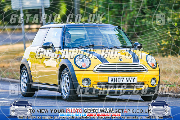 SJ2608-1705_LOGO_ON_PHOTO