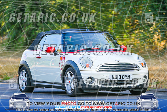 SJ2608-1714_LOGO_ON_PHOTO