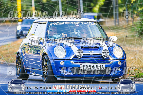 SJ2608-1715_LOGO_ON_PHOTO