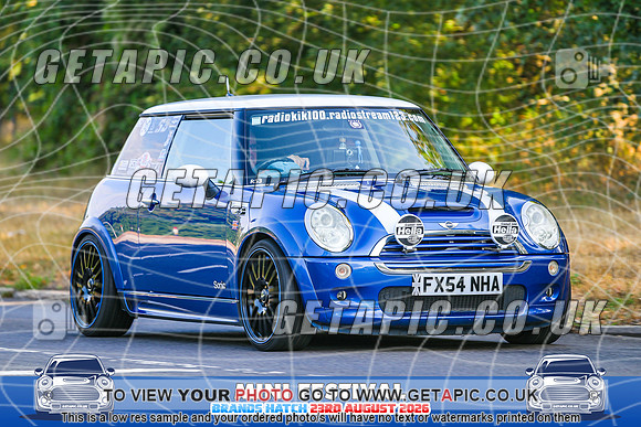 SJ2608-1718_LOGO_ON_PHOTO