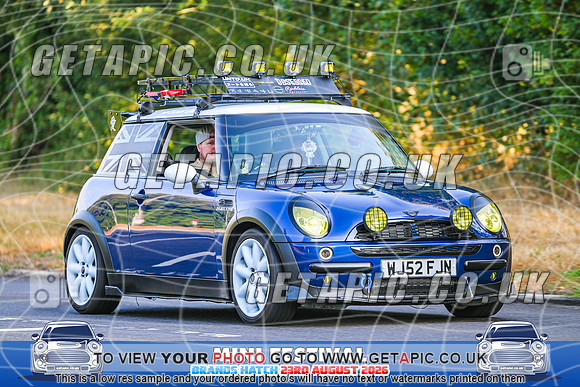 SJ2608-1723_LOGO_ON_PHOTO