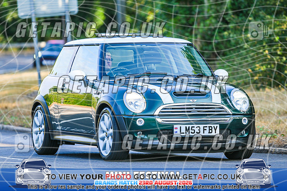 SJ2608-1736_LOGO_ON_PHOTO