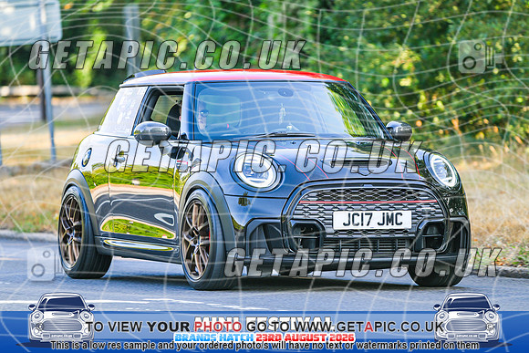 SJ2608-1742_LOGO_ON_PHOTO
