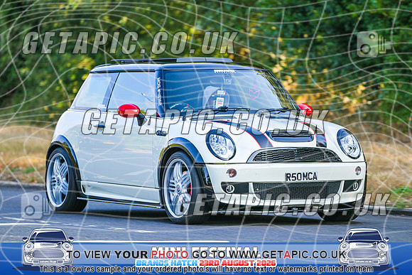 SJ2608-1757_LOGO_ON_PHOTO