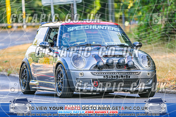 SJ2608-1792_LOGO_ON_PHOTO