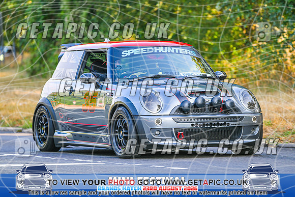 SJ2608-1795_LOGO_ON_PHOTO