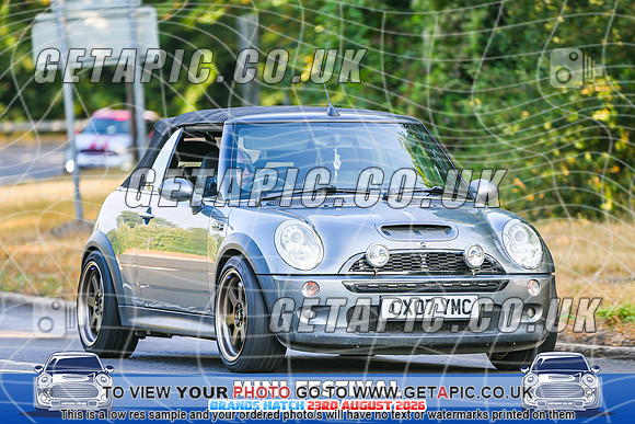 SJ2608-1805_LOGO_ON_PHOTO