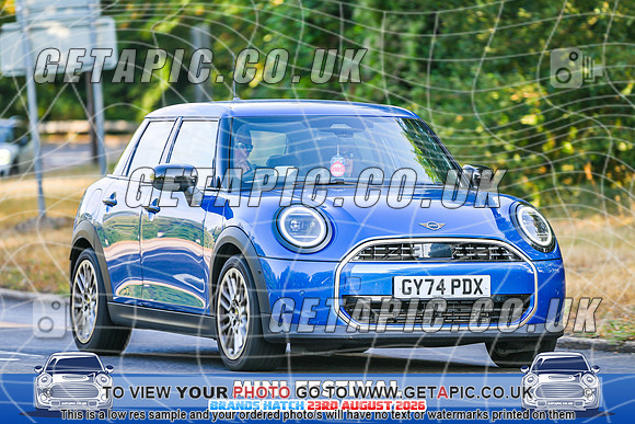 SJ2608-1812_LOGO_ON_PHOTO