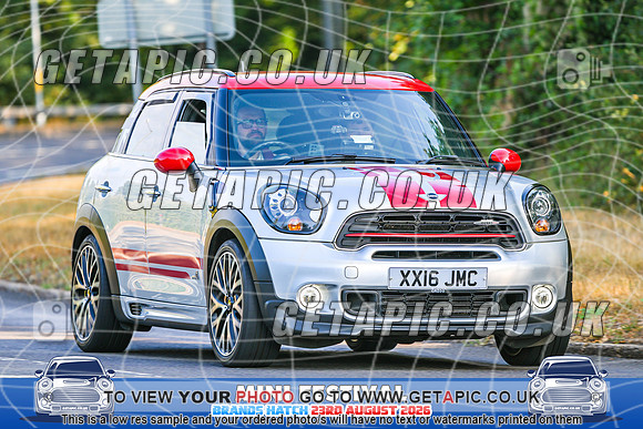 SJ2608-1814_LOGO_ON_PHOTO