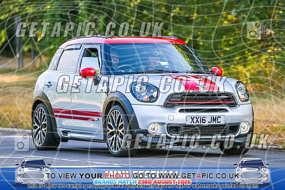 SJ2608-1817_LOGO_ON_PHOTO