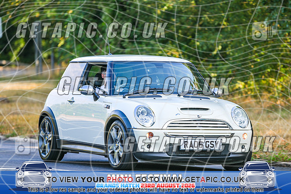 SJ2608-1835_LOGO_ON_PHOTO