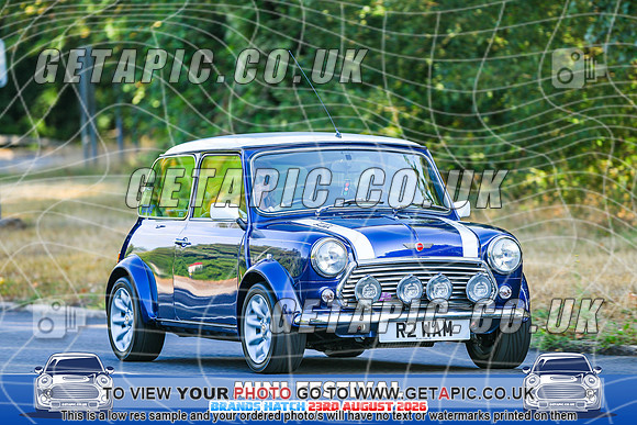 SJ2608-1865_LOGO_ON_PHOTO