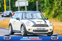 SJ2608-2106_LOGO_ON_PHOTO