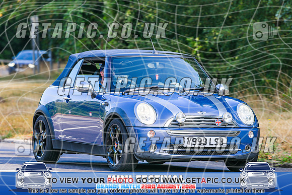 SJ2608-2149_LOGO_ON_PHOTO