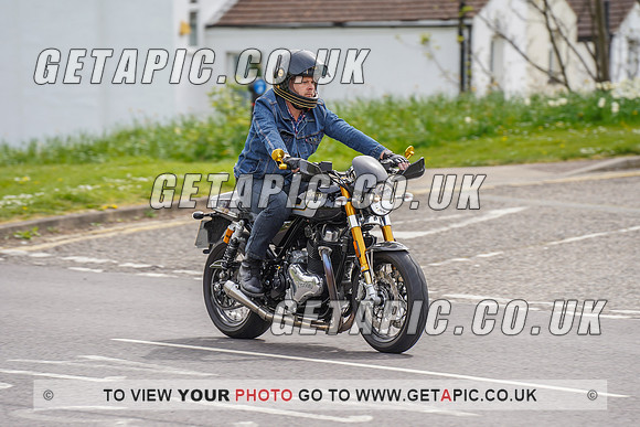 RS2204_7569