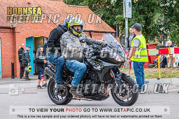 TW2508-4107_LOGO_ON_PHOTO