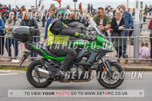 RS2205_12968