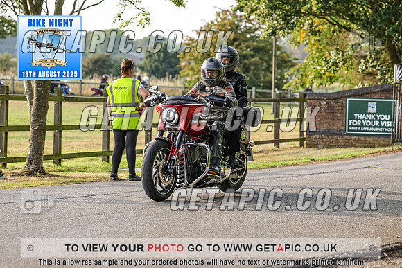 PR2508-14052_LOGO_ON_PHOTO