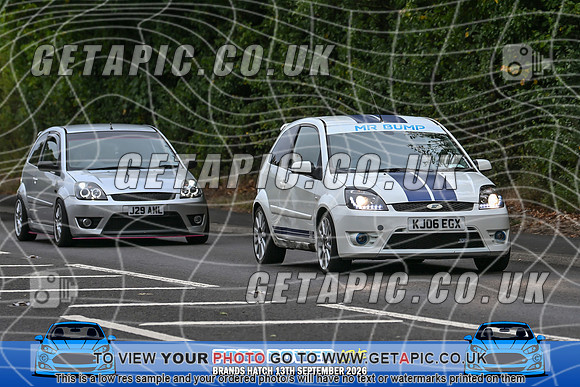 KS2609-0037_LOGO_ON_PHOTO
