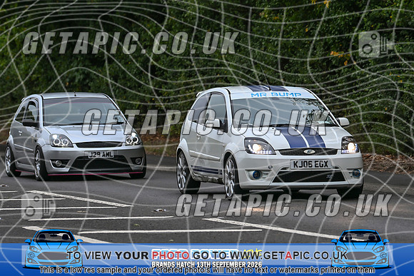 KS2609-0038_LOGO_ON_PHOTO