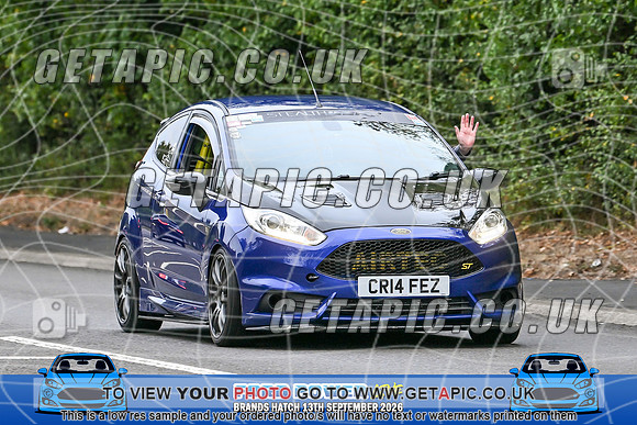 KS2609-0069_LOGO_ON_PHOTO