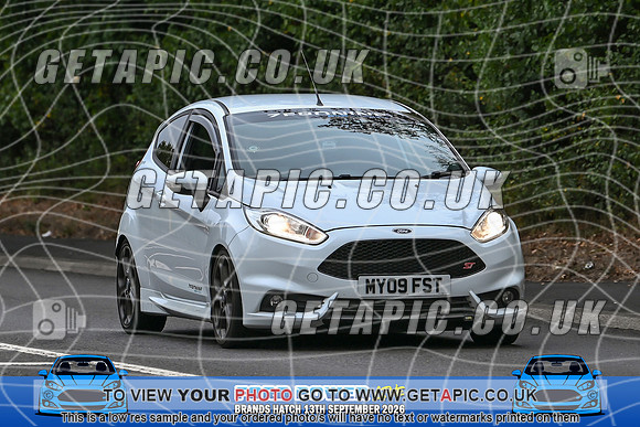 KS2609-0079_LOGO_ON_PHOTO