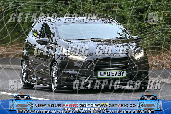 KS2609-0085_LOGO_ON_PHOTO