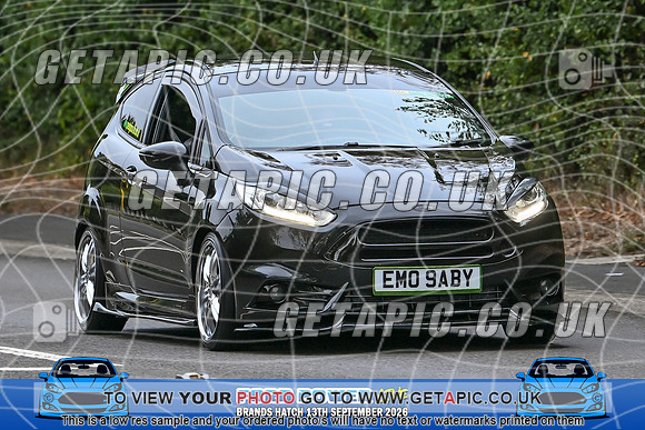 KS2609-0086_LOGO_ON_PHOTO