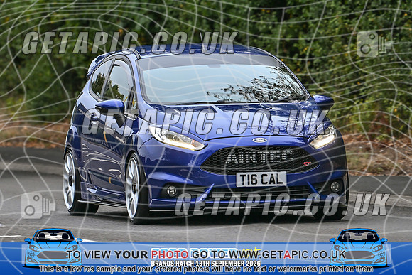 KS2609-0089_LOGO_ON_PHOTO