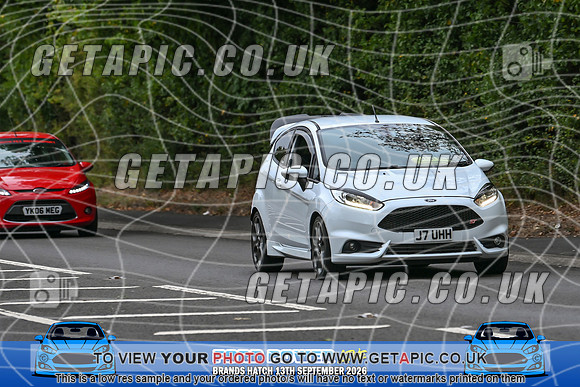 KS2609-0105_LOGO_ON_PHOTO