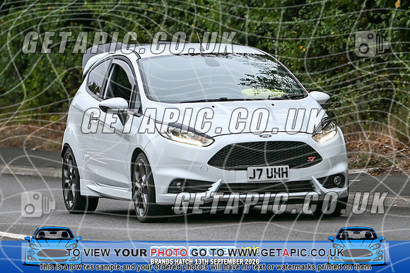 KS2609-0107_LOGO_ON_PHOTO