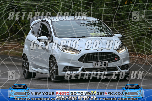 KS2609-0108_LOGO_ON_PHOTO