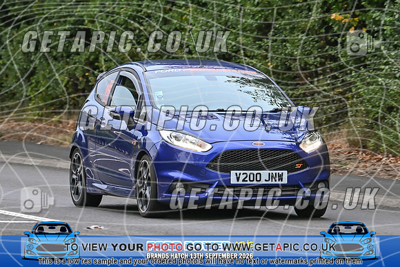 KS2609-0147_LOGO_ON_PHOTO