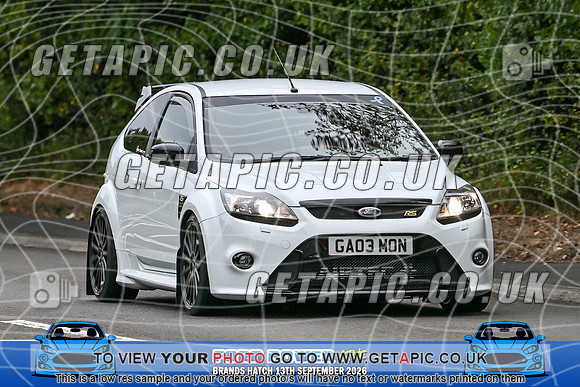 KS2609-0176_LOGO_ON_PHOTO