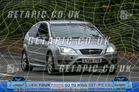 KS2609-0188_LOGO_ON_PHOTO