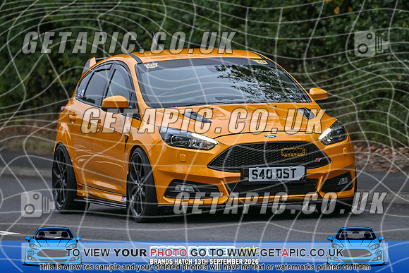 KS2609-0267_LOGO_ON_PHOTO