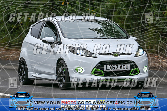 KS2609-0294_LOGO_ON_PHOTO