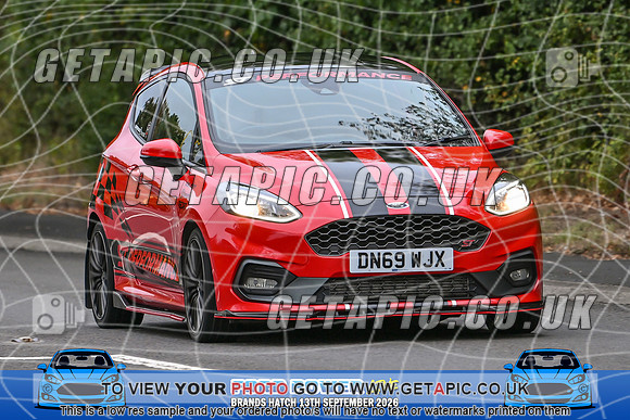 KS2609-0312_LOGO_ON_PHOTO