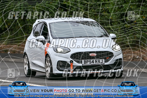 KS2609-0417_LOGO_ON_PHOTO
