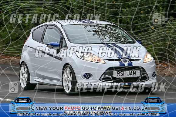 KS2609-0419_LOGO_ON_PHOTO